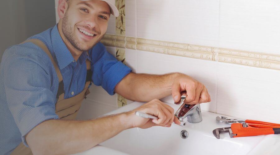 Professional clogged drains services in Cynthiana, IN